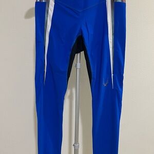 LUCAS HUGH LONDON Women's
Blue Multicolor Leggings
Size L